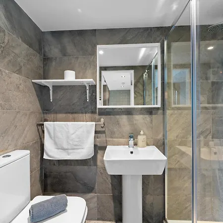 Cosy Getaway - * Ashbourne